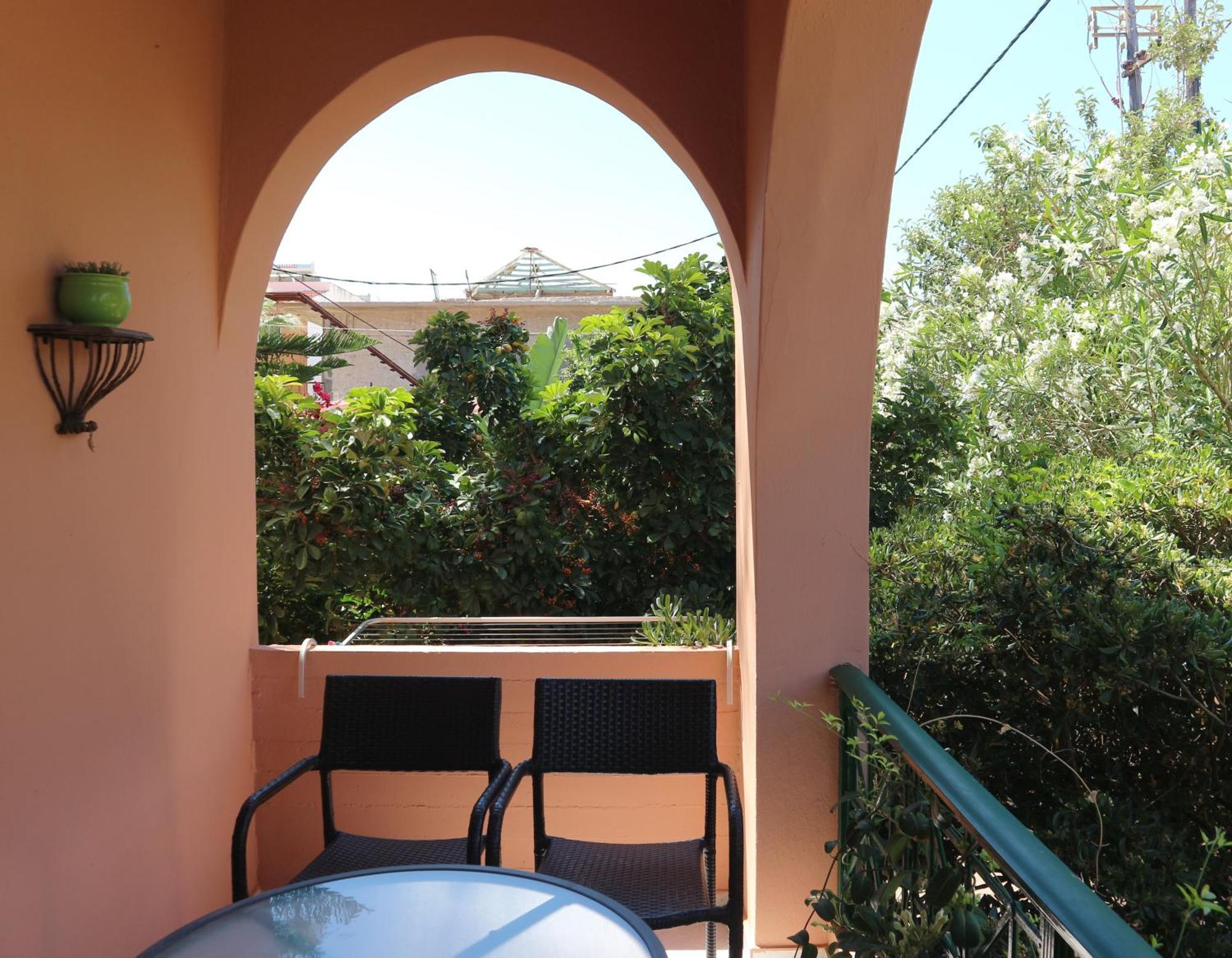 Villa Eleni Seaside Apartments Platanias  Phòng bức ảnh