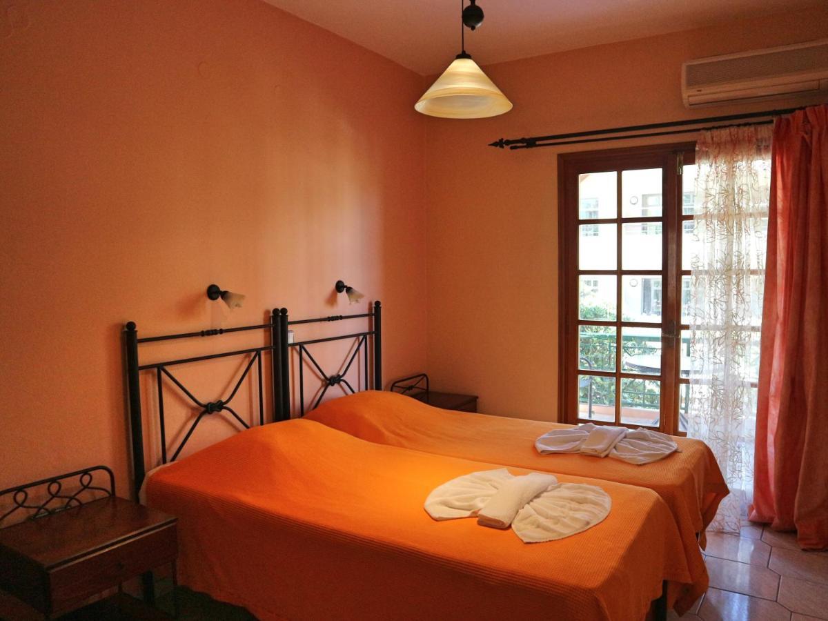 Villa Eleni Seaside Apartments Platanias  Ngoại thất bức ảnh